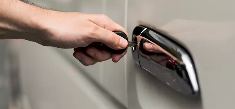 Why Choose Our Auto Locksmith Team in McHenry, IL?
